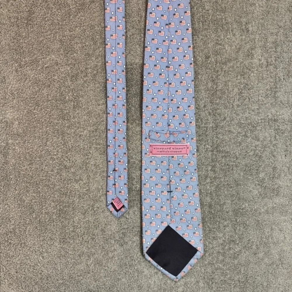 Vineyard Vines Mens American Flag Stars Silk Tie Patriotic USA Made Hand Made